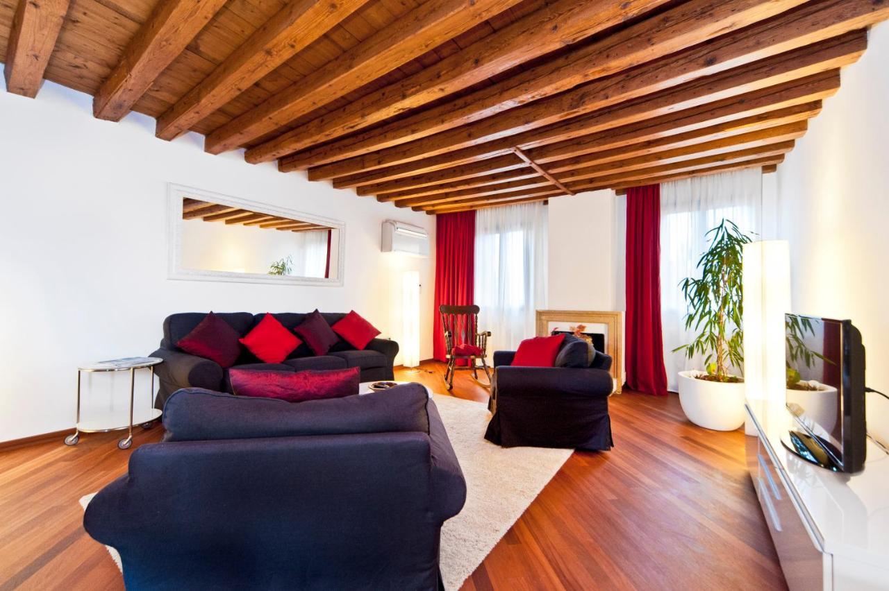 Elegant Terrace Apartment Near Piazza San Marco Last Floor No Lift ヴェネツィア エクステリア 写真