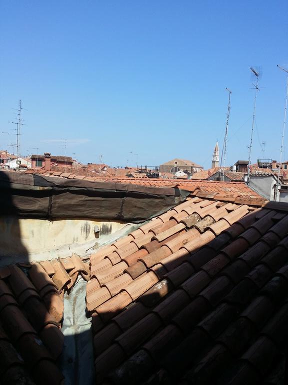 Elegant Terrace Apartment Near Piazza San Marco Last Floor No Lift ヴェネツィア エクステリア 写真