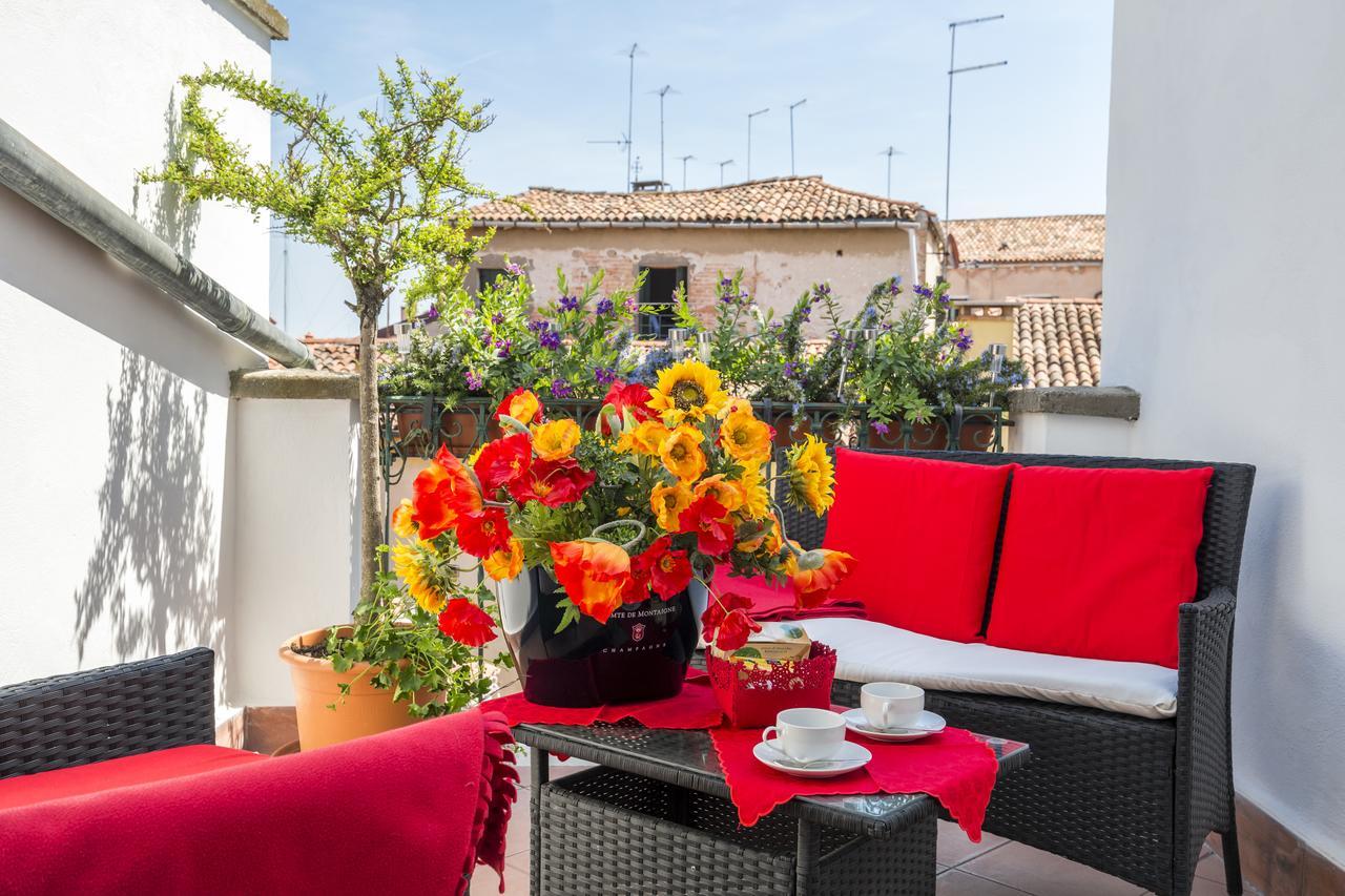 Elegant Terrace Apartment Near Piazza San Marco Last Floor No Lift ヴェネツィア エクステリア 写真
