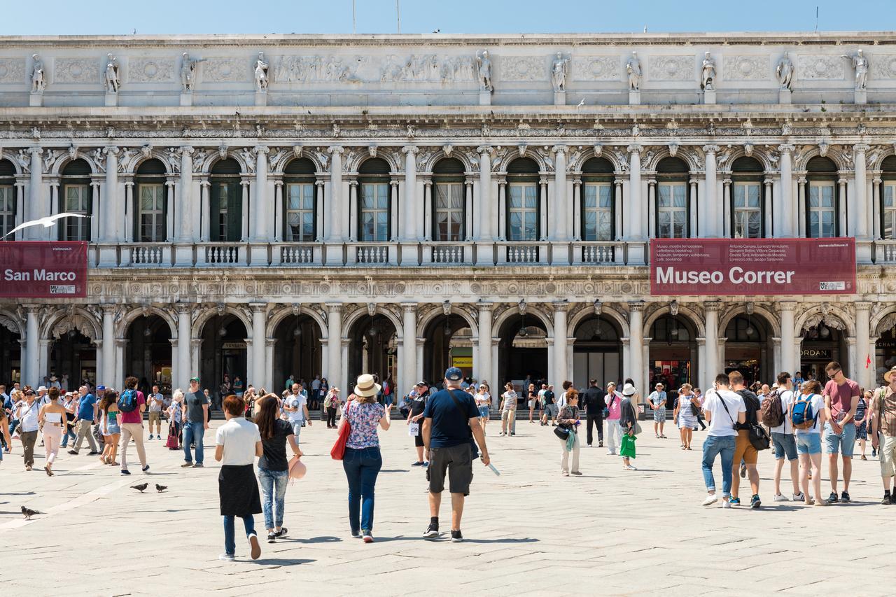 Elegant Terrace Apartment Near Piazza San Marco Last Floor No Lift ヴェネツィア エクステリア 写真