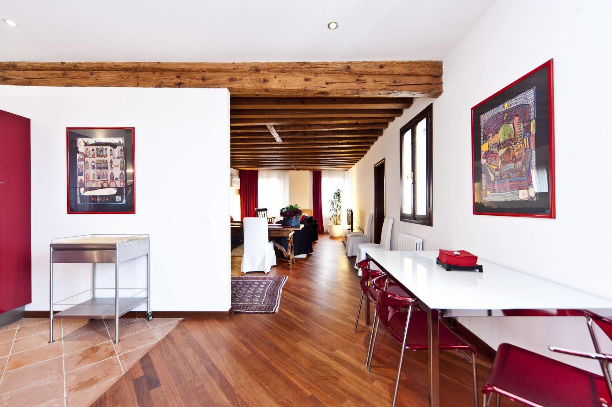 Elegant Terrace Apartment Near Piazza San Marco Last Floor No Lift ヴェネツィア エクステリア 写真