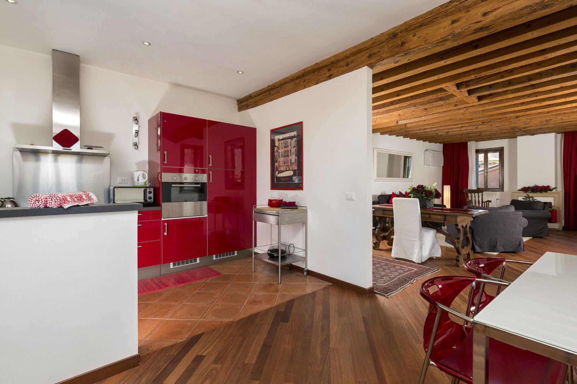 Elegant Terrace Apartment Near Piazza San Marco Last Floor No Lift ヴェネツィア エクステリア 写真